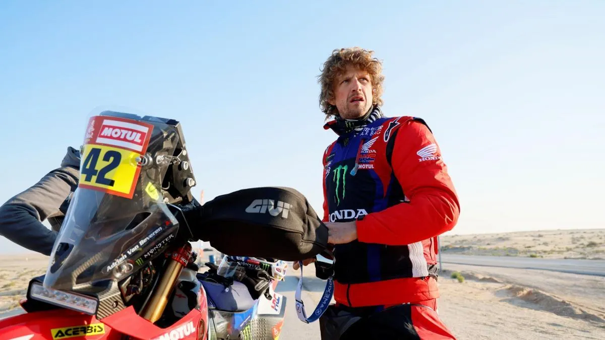 Adrien Van Beveren : une étape plaisante au dakar motos - Article RallyeRaid sur PitStopInsight