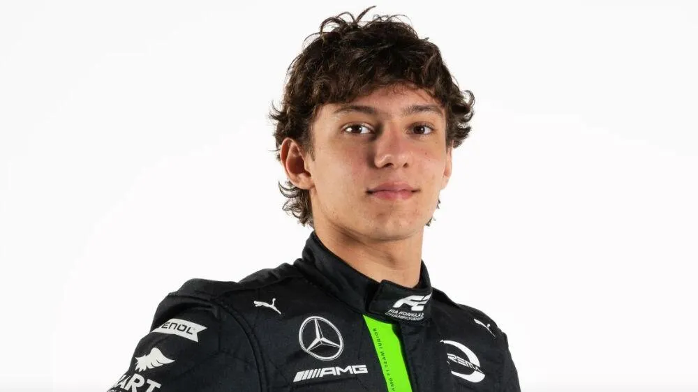 Mercedes F1 2025 : Les vrais problèmes de performance d'Andrea Kimi Antonelli révélés - Article F1 sur PitStopInsight