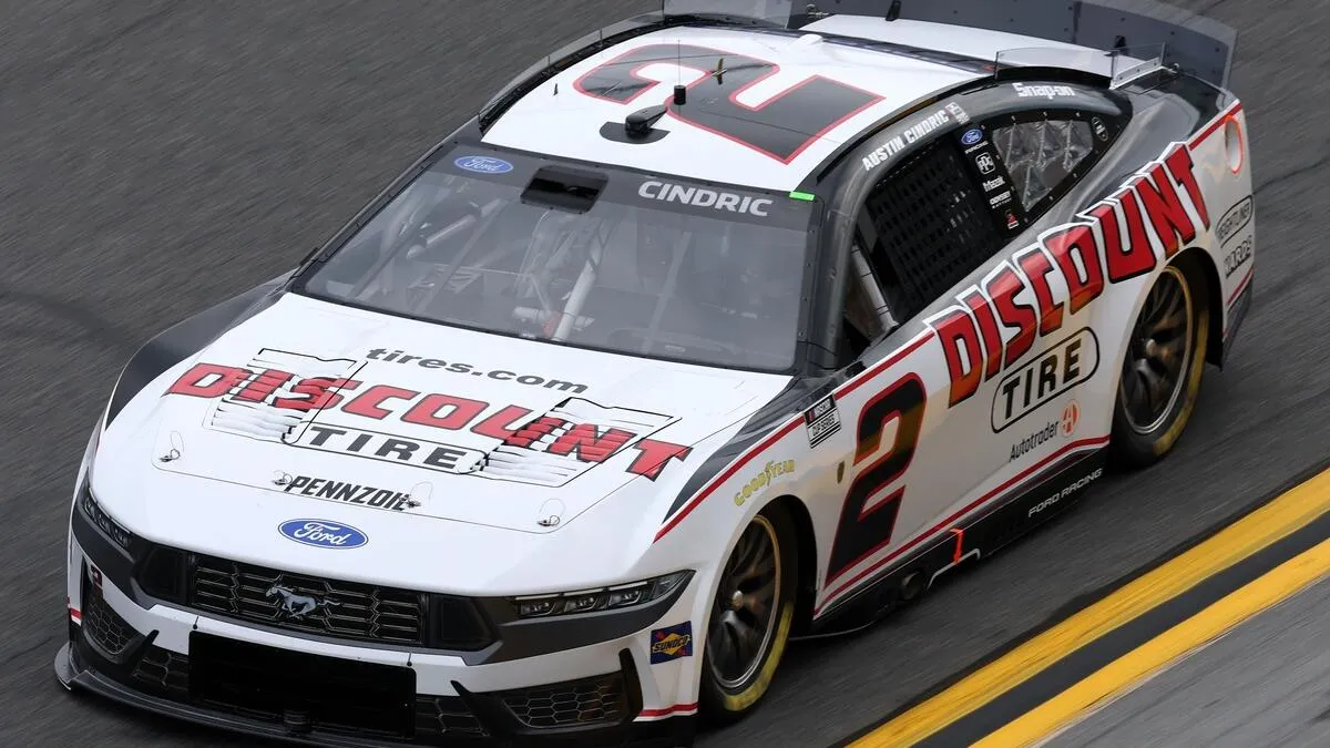 Austin Cindric domine la première séance d'essais de la Daytona 500 - Article Nascar sur PitStopInsight