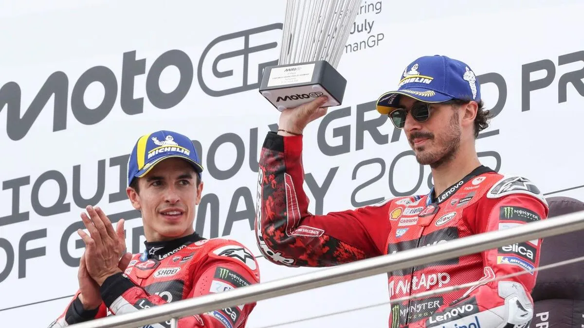 Baisse de forme mentale de Bagnaia en MotoGP 2025 sous pression de Marc Marquez : analyse complète - Article MotoGP sur PitStopInsight