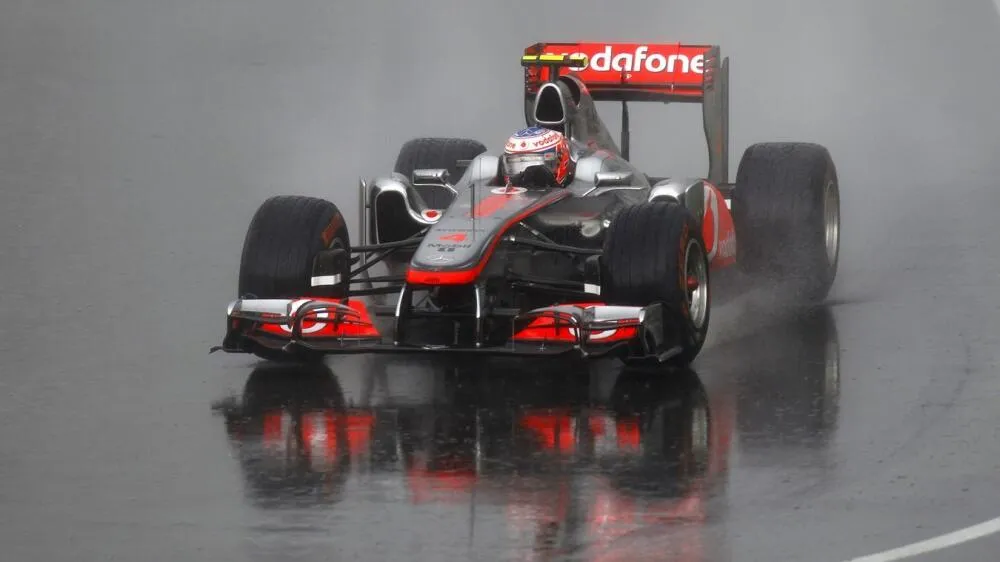 La victoire légendaire de Jenson Button au GP du Canada 2011 sous la pluie : quatre heures d'intensité pure - Article F1 sur PitStopInsight