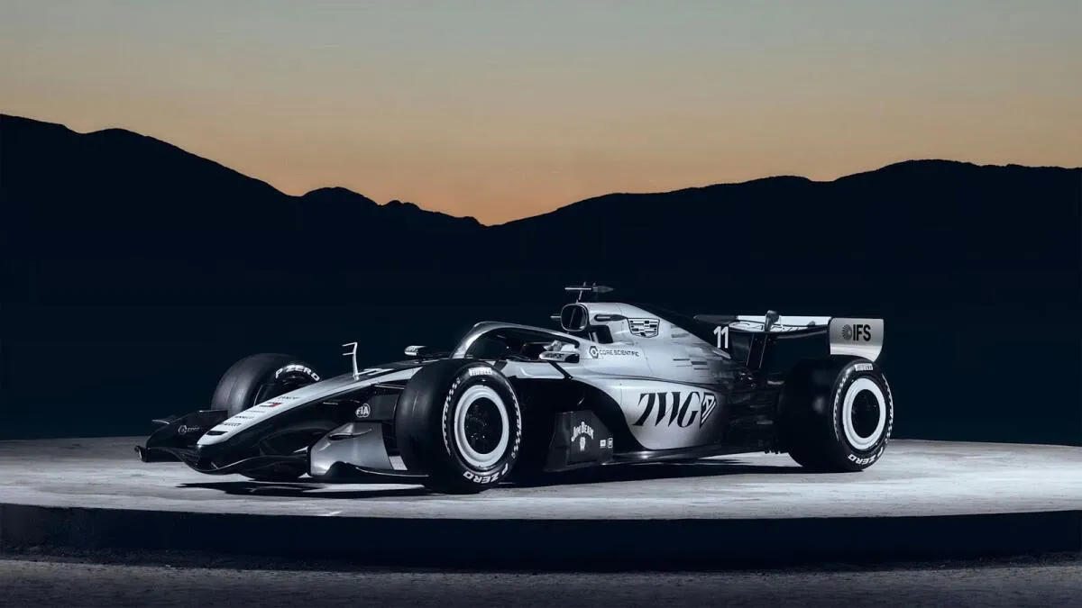 Cadillac dévoile sa livrée asymétrique pour sa première saison en F1 - Article F1 sur PitStopInsight