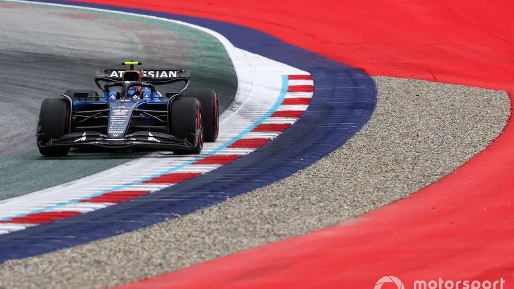 Carlos Sainz : Une qualification difficile en Autriche à cause de dégâts sur sa Williams FW47 - Article F1 sur PitStopInsight