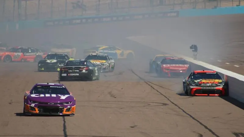 Carson Hocevar amende 50 000 dollars NASCAR Kansas Speedway - Article NASCAR sur PitStopInsight