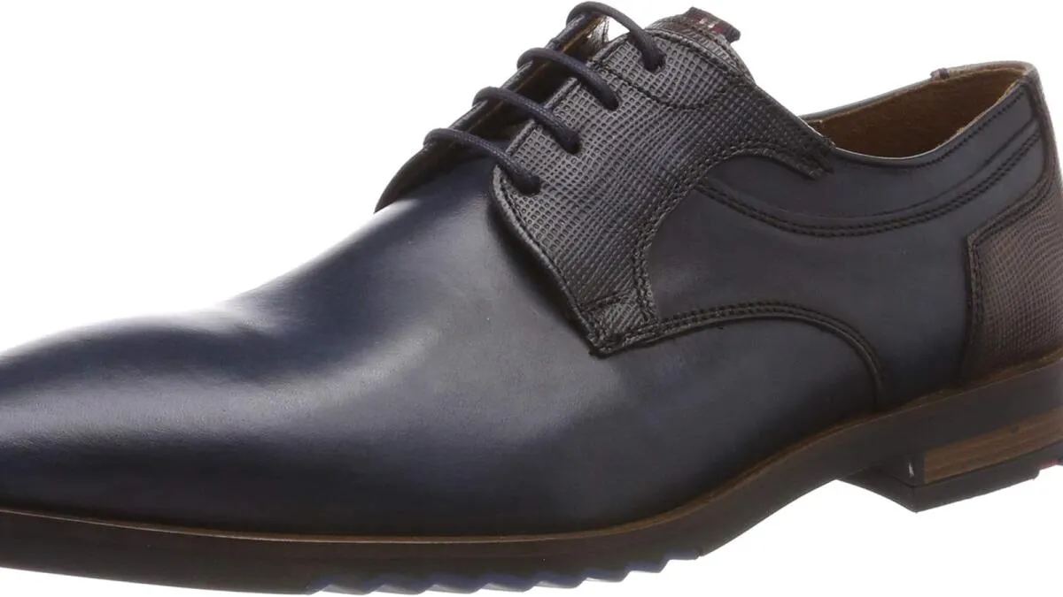 Carlos Sainz contre Nani Roma : un clasico sur les pistes du Dakar 2026 - Article RallyeRaid sur PitStopInsight