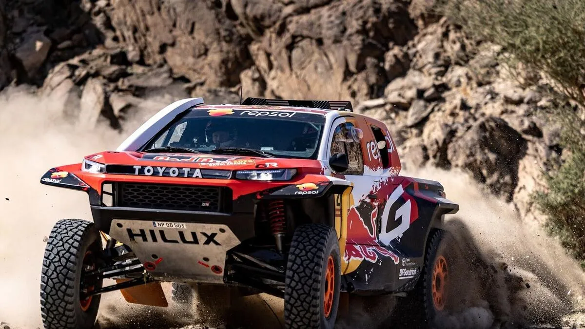 Toyota domine la 2e étape du Dakar 2026 avec la victoire de Seth Quintero - Article RallyeRaid sur PitStopInsight