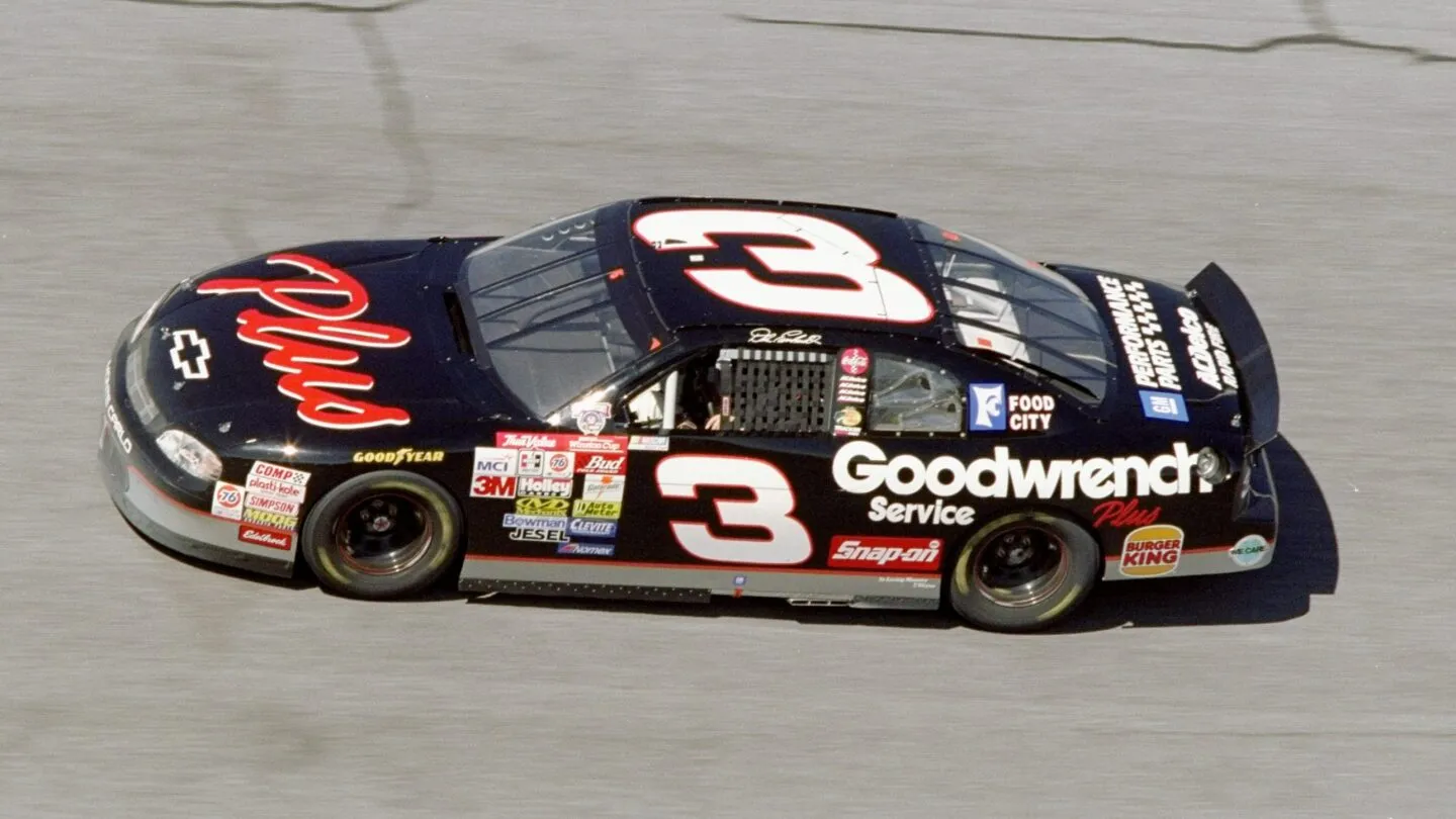 25 ans après le décès de Dale Earnhardt au Daytona 500 de 2001 - Article Nascar sur PitStopInsight