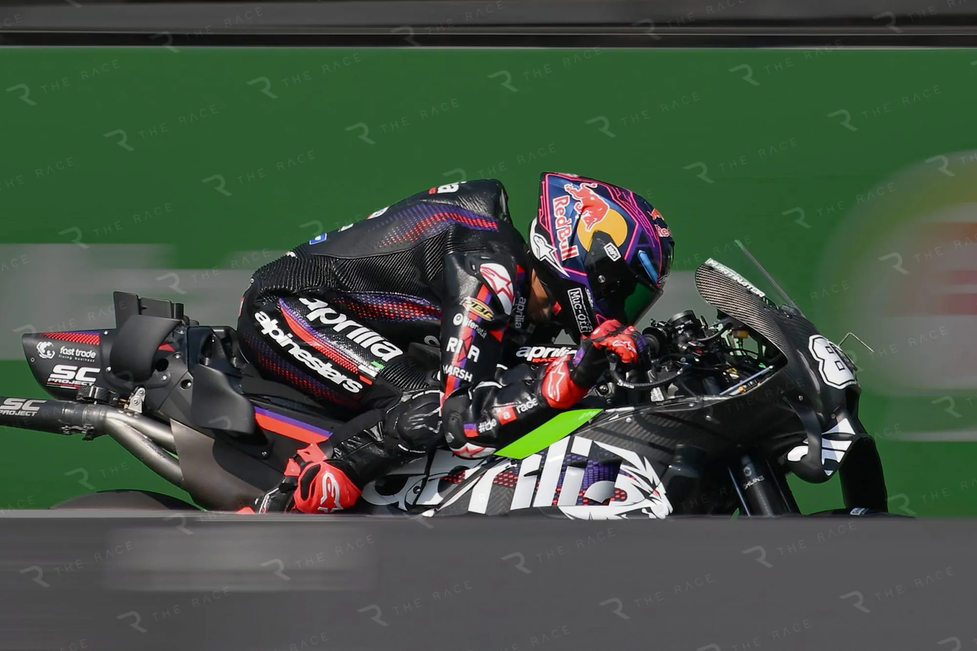 Le F-duct d'Aprilia en MotoGP : une innovation inspirée de la Formule 1 - Article MotoGP sur PitStopInsight