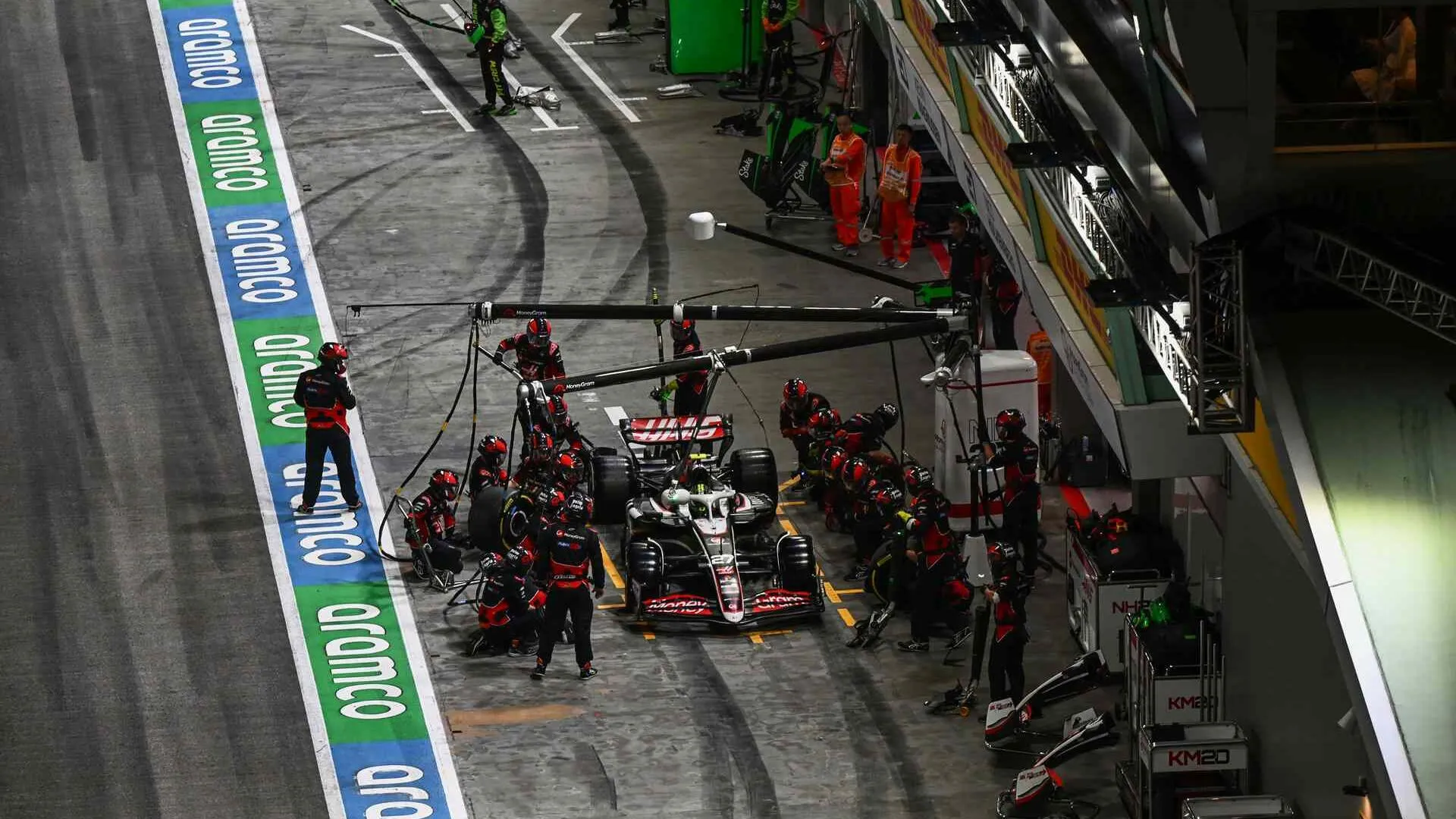 F1 à Singapour: vitesse pitlane 80 km/h Singapour F1 - Article F1 sur PitStopInsight