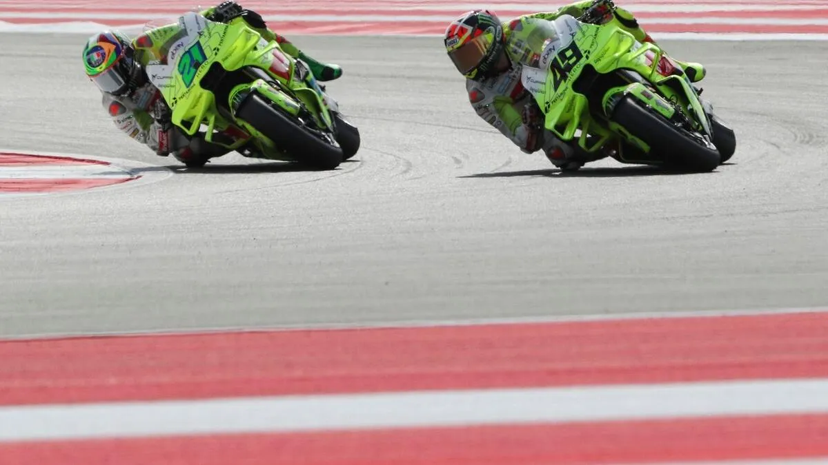 franco-morbidelli-motogp-overtaking-simon-crafar-vr46-ducati_2.jpg