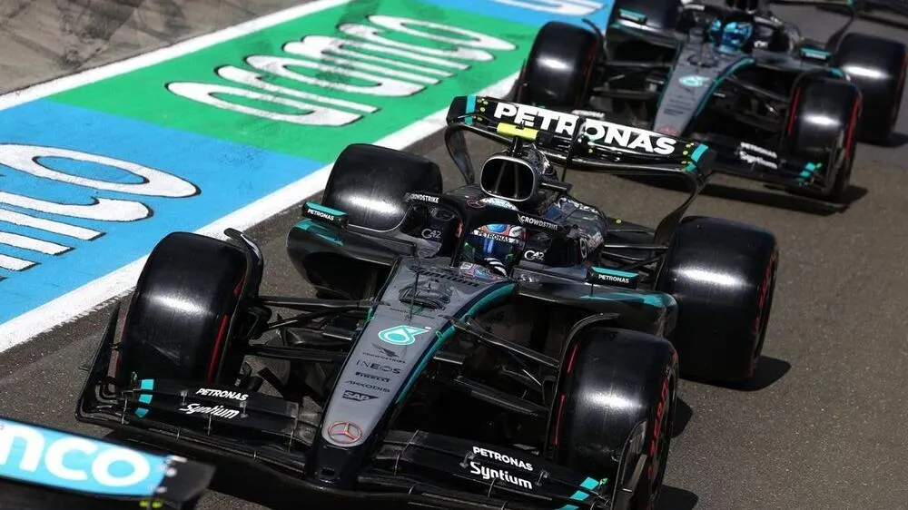 George Russell réprimandé : une erreur stratégique au Grand Prix d'Autriche - Article F1 sur PitStopInsight