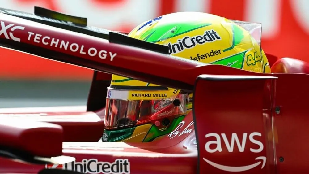 Hamilton lutte mentalement après son élimination en Q2 au Grand Prix du Brésil : une fin de saison douloureuse chez Ferrari - Article F1 sur PitStopInsight