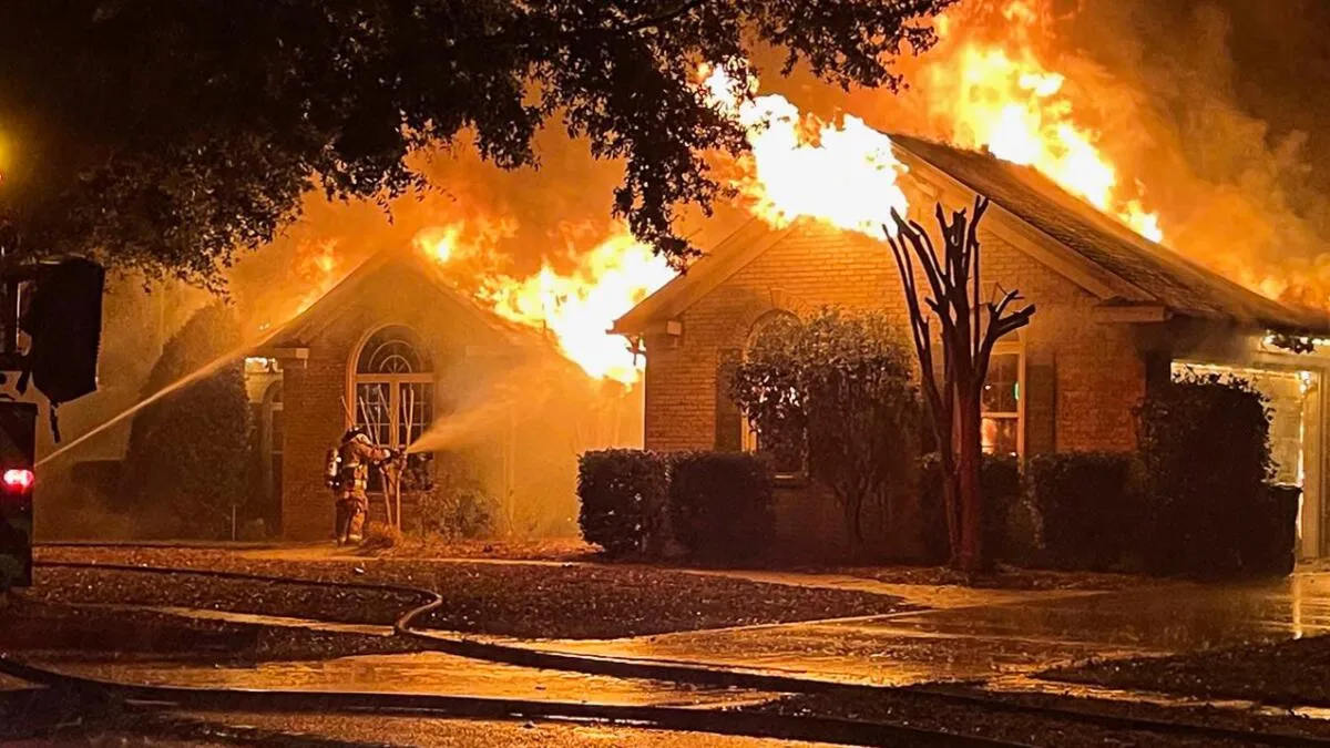 Incendie dans la maison des parents de Denny Hamlin : les circonstances et les suites - Article Nascar sur PitStopInsight