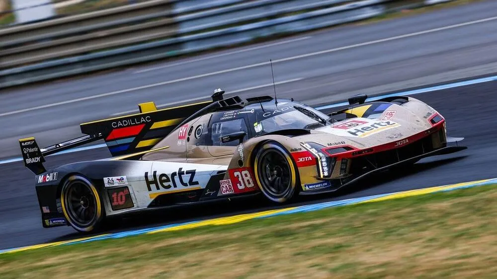 Jack Aitken rejoint Cadillac en WEC 2026 : un choix stratégique pour l’équipe - Article WEC sur PitStopInsight