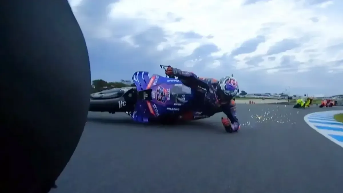 jack-miller-motogp-crash-phillip-island_0.webp