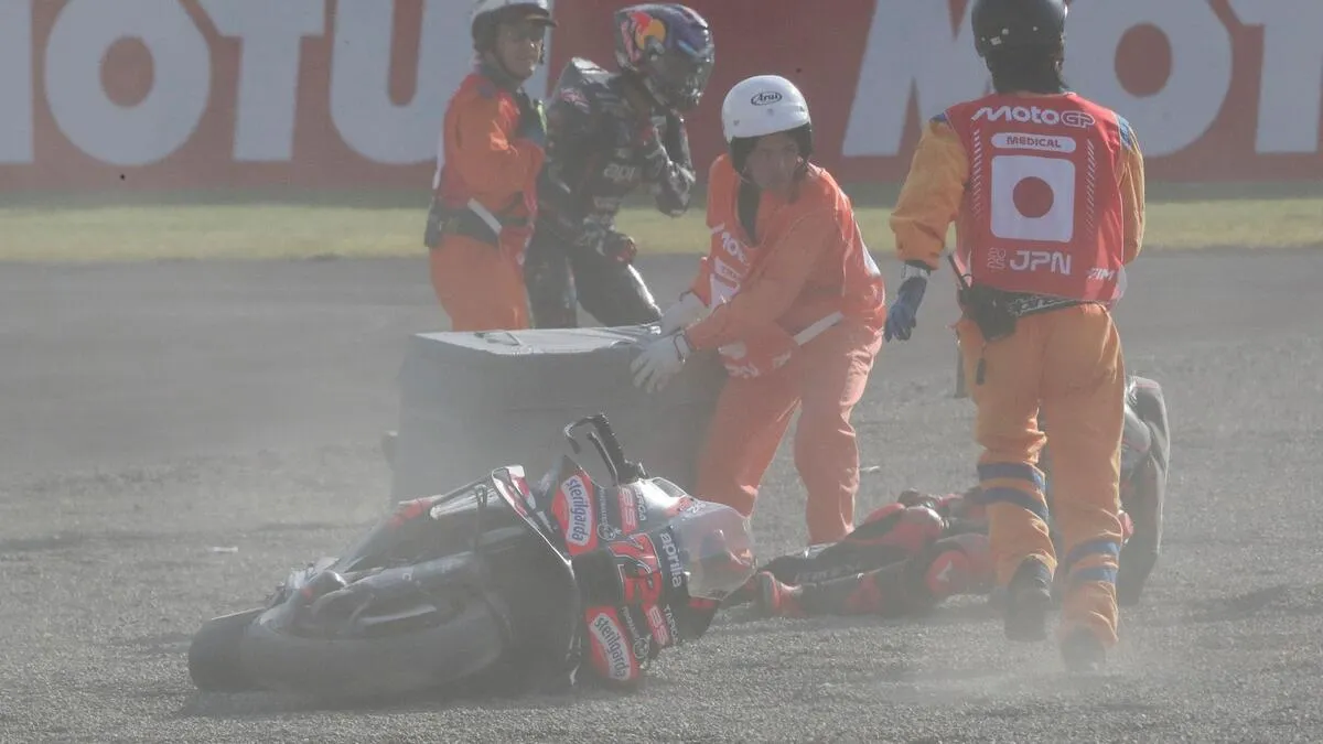 jorge-martin-motogp-clavicle-fracture-crash-japan-grand-prix-sprint_0.jpg