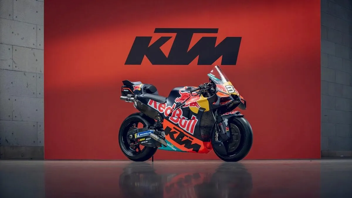 Acosta : la moto KTM MotoGP 2026 ressemble à une machine reconstruite de zéro - Article MotoGP sur PitStopInsight