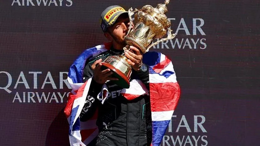 Grand Prix de Silverstone : Hamilton domine la FP1, Norris et Piastri à l'affût - Article F1 sur PitStopInsight