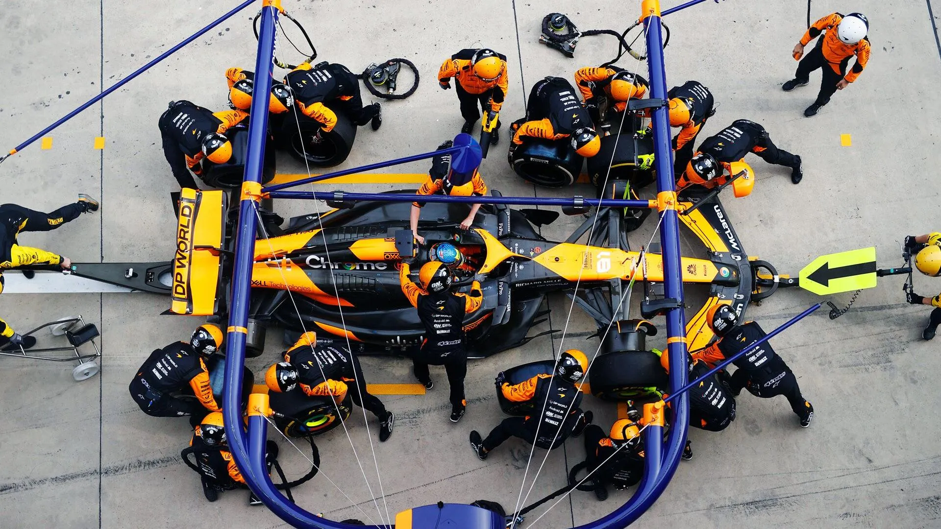 Pitstop lent McLaren Azerbaïdjan Norris: analyse et impact sur la progression - Article F1 sur PitStopInsight