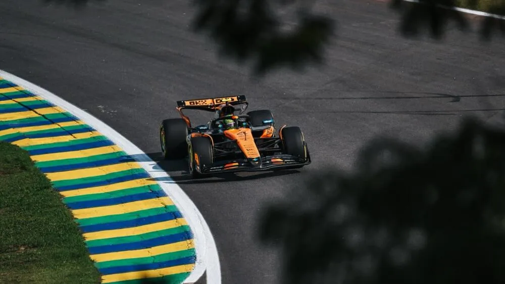 Le choix stratégique des pneus mediums en Q3 du Grand Prix du Brésil : Antonelli et Russell - Article F1 sur PitStopInsight