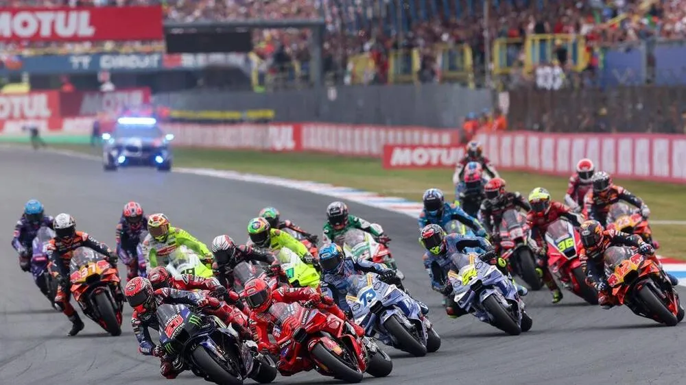 MotoGP Acquisition: Liberty Media Finalise l'Acquisition pour 4,3 Milliards d'Euros - Article MotoGP sur PitStopInsight
