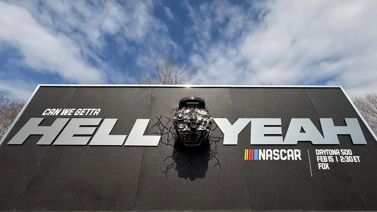 NASCAR bat le record Guinness du billboard le plus sonore à Times Square - Article Nascar sur PitStopInsight