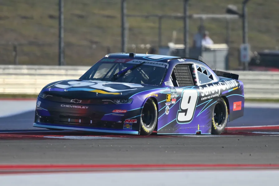 Tyler Reddick s'empare de la pole à COTA - Article Nascar en vedette sur PitStopInsight
