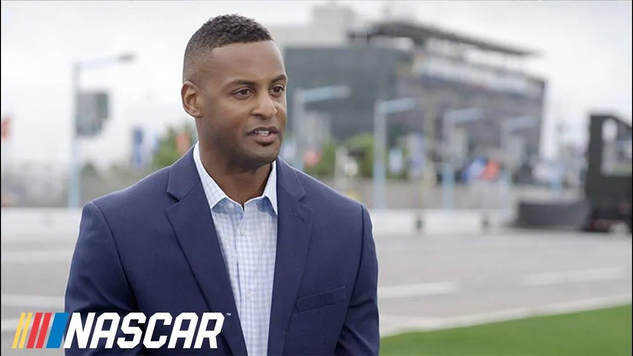 NASCAR se sépare de Jusan Hamilton, directeur de course - Article NASCAR sur PitStopInsight
