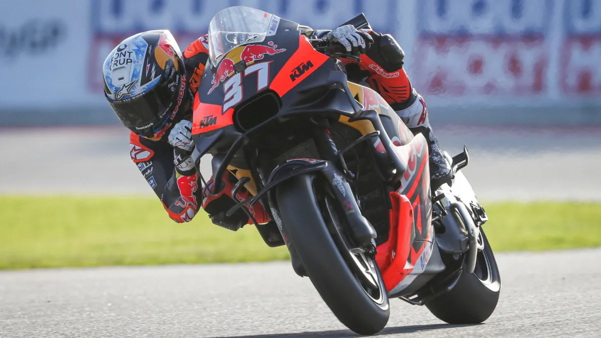 Pourquoi KTM estime ne pas avoir encore fait assez pour retenir Pedro Acosta - Article MotoGP sur PitStopInsight