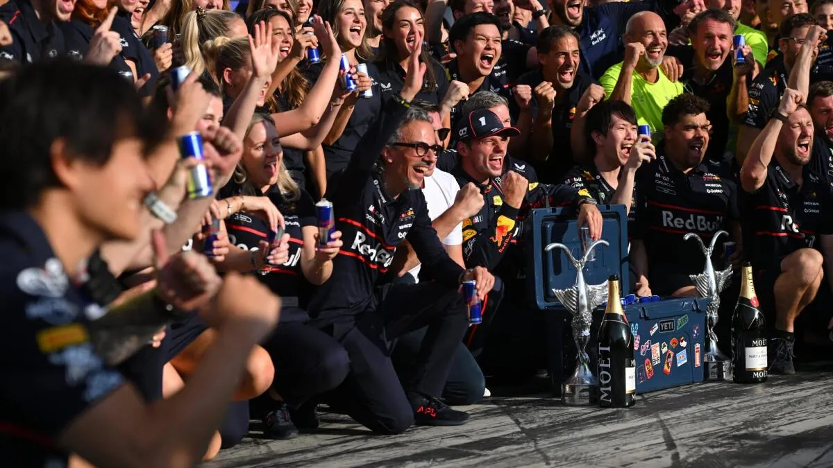 Changements Red Bull Racing F1 2026 : le départ de Marko et l’avenir incertain de Lambiase mettent l’équipe en ébullition - Article F1 sur PitStopInsight