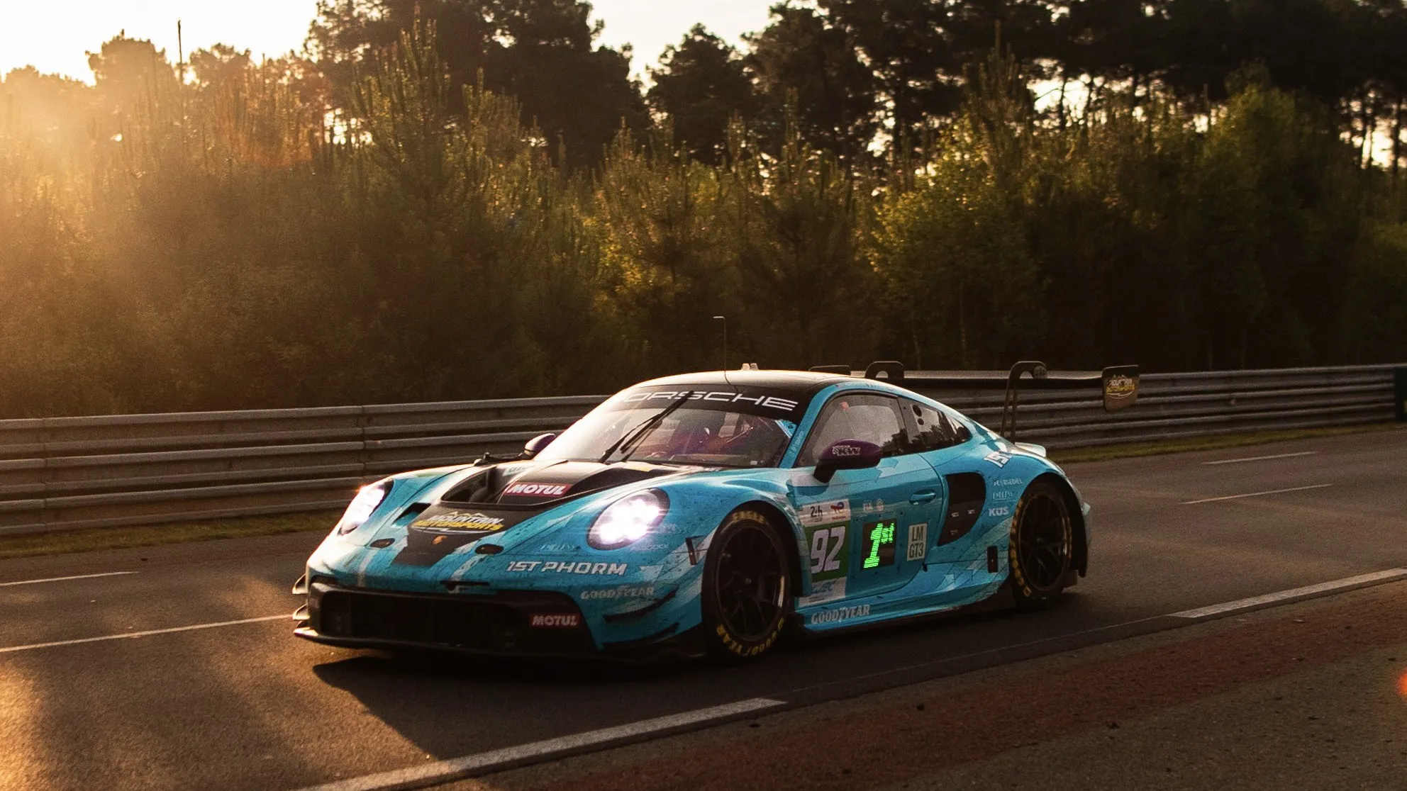richard-lietz-porsche-911-gt3-r-24-heures-du-mans_1.png