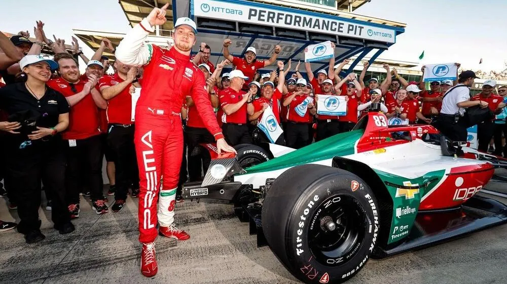 Robert Shwartzman pole Indianapolis 500 : premier rookie en 42 ans et bilan de sa première saison - Article IndyCar sur PitStopInsight