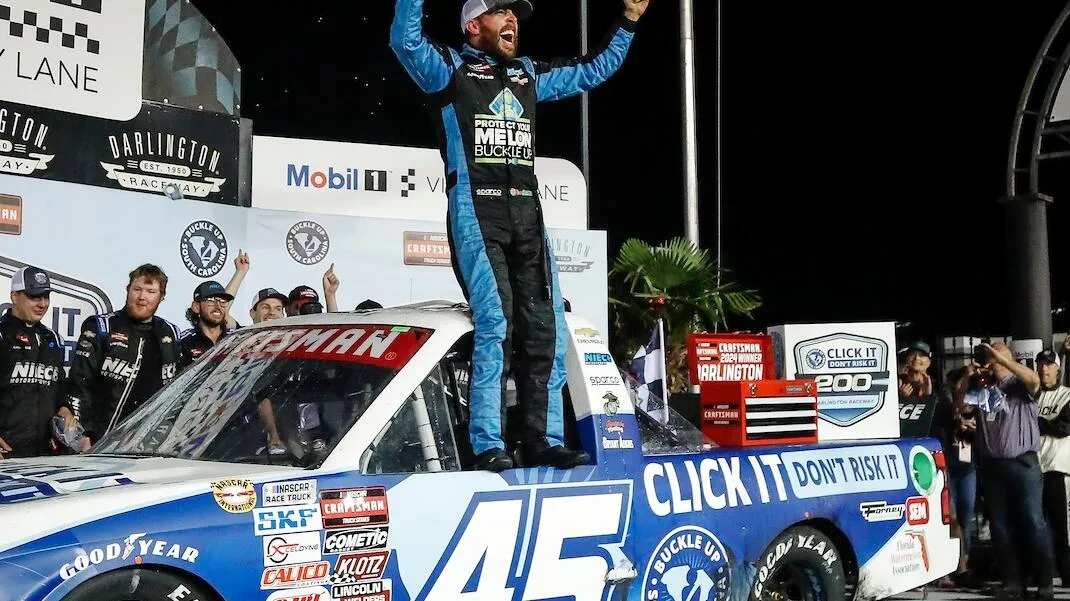 Ross Chastain Darlington : La victoire, enfin, sur sa piste préférée ? - Article NASCAR sur PitStopInsight