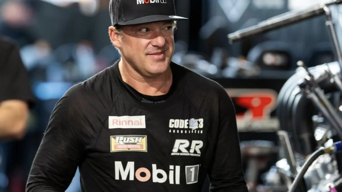 Tony Stewart de retour en NASCAR Truck Series après 20 ans - Article Nascar sur PitStopInsight