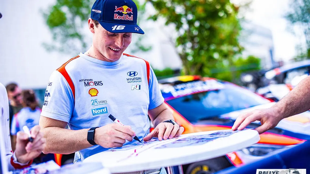 Rally Paraguay WRC : Adrien Fourmaux leader, défis pour les suiveurs - Article WRC sur PitStopInsight