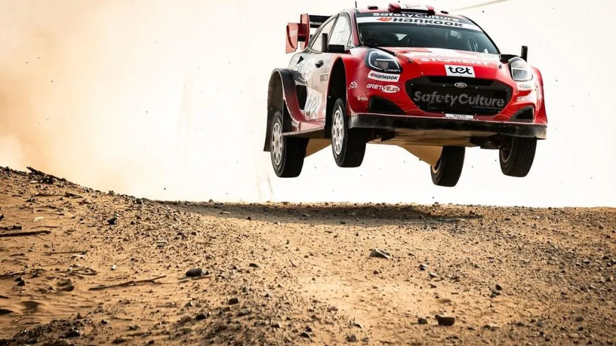 wrc-rally-saudi-arabia-penalty-fourmaux-sesks_0.jpg